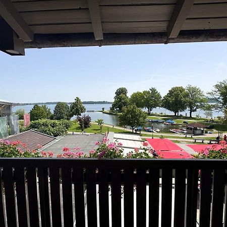 Hotel Schlossblick Chiemsee Prien am Chiemsee Εξωτερικό φωτογραφία